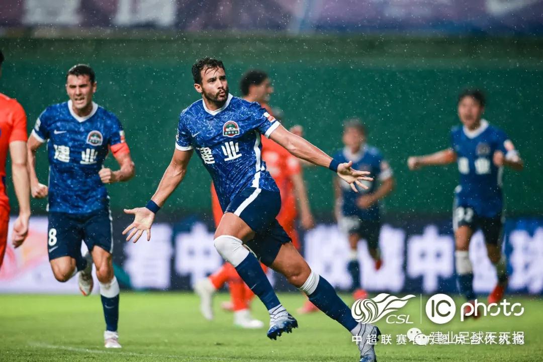 مباراةالأهليالقادمةمعمنومتىوأين؟